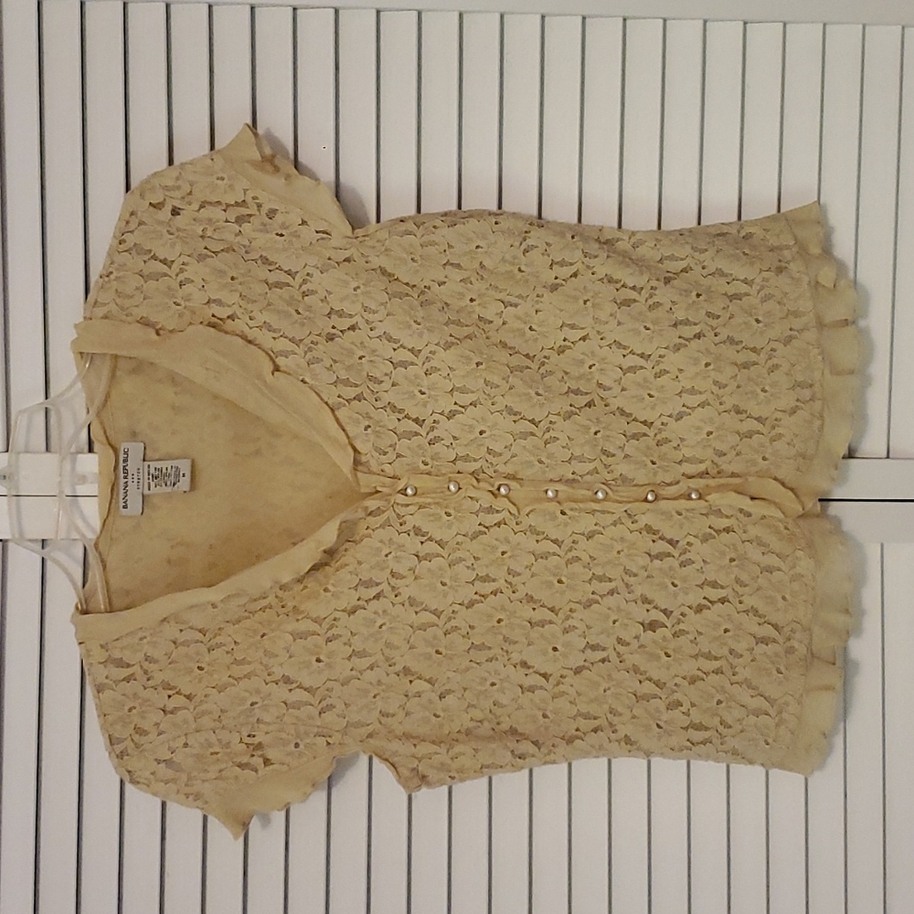 Banana Republic cream lace top, M, Medium